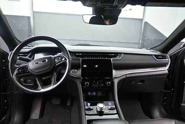 2022 Jeep Grand Cherokee Overland - 7