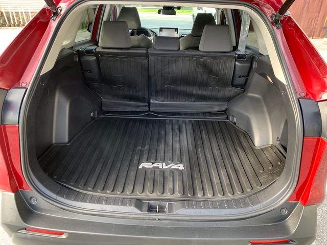 Used 2021 Toyota RAV4 SUV
