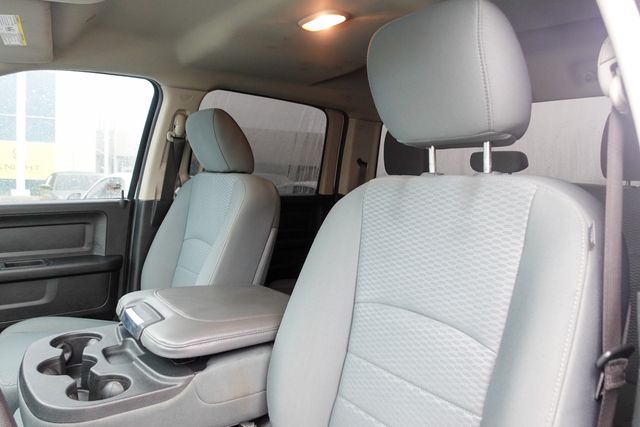 used 2019 Ram 1500 Classic car, priced at $23,999