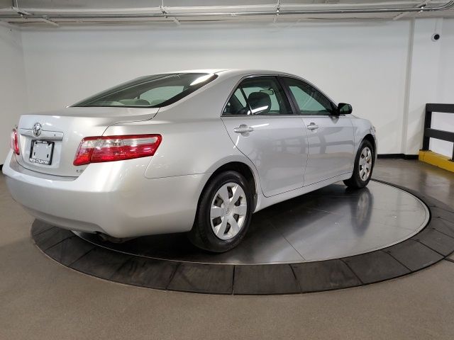 Used 2009 Gray Toyota LE image 7