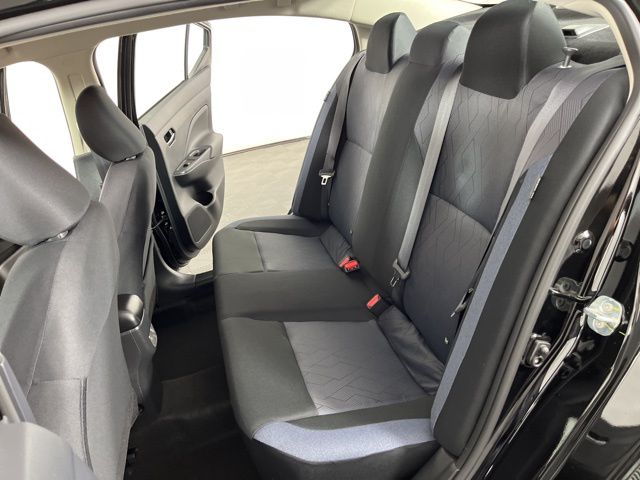 2025 Super Black Metallic Nissan Versa 1.6 SV FWD Sedan