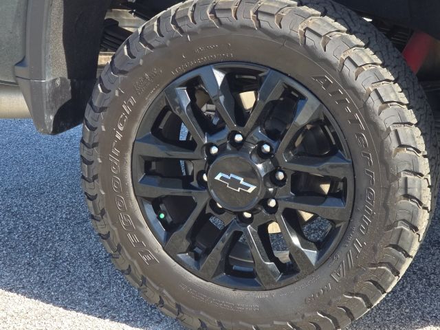 2025 Chevrolet Silverado 3500HD LTZ:168696A