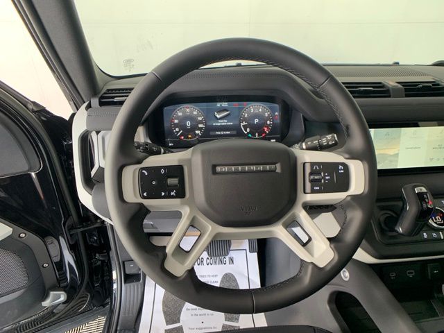 2023 Land Rover Defender 90 S 20