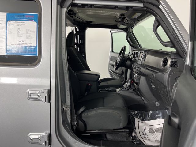 2021 Billet Silver Metallic Clearcoat Jeep Gladiator Willys 4X4 Truck