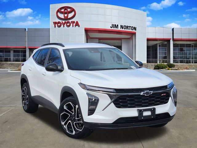 2024 Chevrolet Trax RS's photo