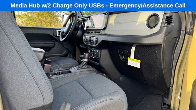 new 2025 Jeep Gladiator car, priced at $40,525