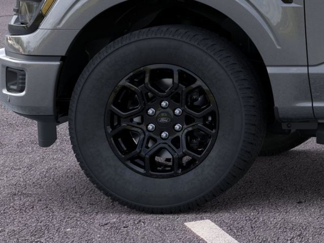 New 2026 Gray Ford XLT image 19