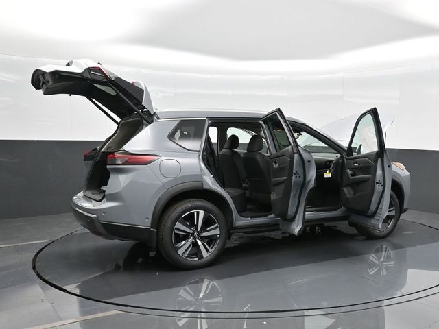 2024 Nissan Rogue SL 42