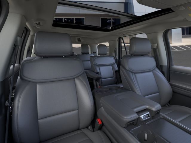 2026 Ford Expedition Active:169240