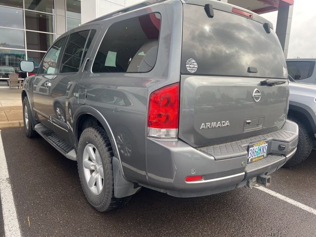 2015 Nissan Armada SV 4