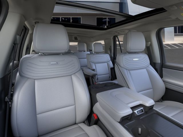 2026 Ford Expedition Platinum:169132