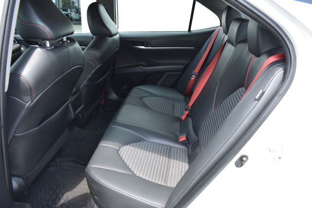 2022 Toyota Camry TRD - Photo 13