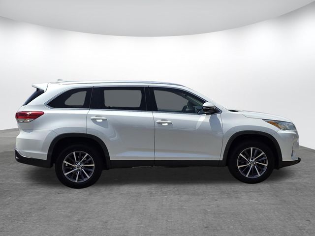 Used 2019 Toyota Highlander SUV
