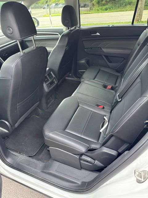 2023 Volkswagen Atlas 2.0T SE White at Sutliff Volkswagen