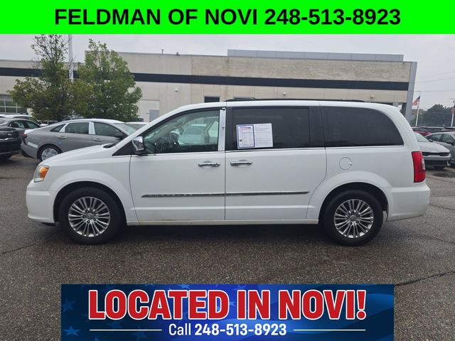 Used 2014 Chrysler Town & Country For Sale in Livonia, MI