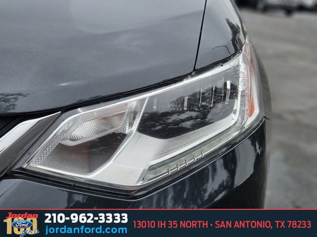 Used Car 2019 Chevrolet Traverse  Premier For Sale Under $20,000 In San Antonio, Texas