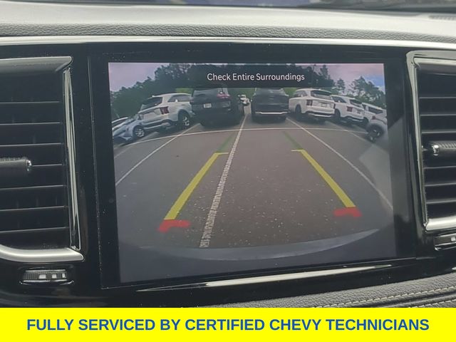 Used 2025 Chrysler Pacifica Van