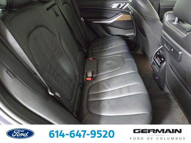 Certified Used 2019 Gray BMW xDrive40i image 23