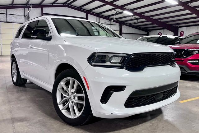 White Knuckle Clearcoat 2024 Dodge Durango SUV / Crossover Rear-Wheel Drive 8-Speed Automatic