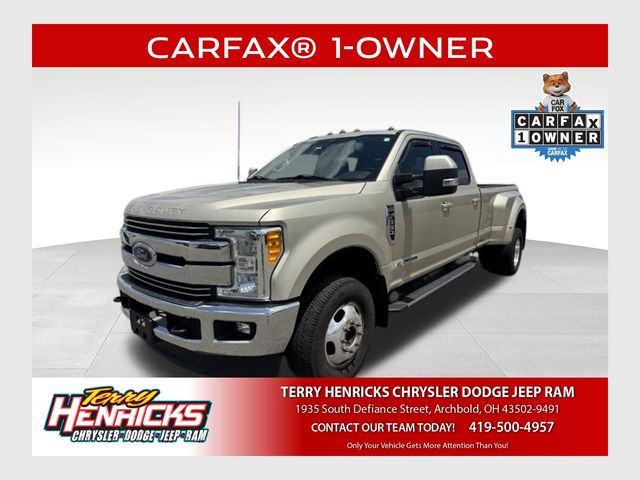 White Gold Metallic 2017 Ford F-350 Super Duty Pickup Truck Four-Wheel Drive 6-Speed Automatic