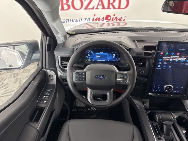 2025 Space White Metallic Ford F-150 Lightning Flash AWD Truck
