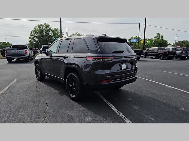 2025 Jeep Grand Cherokee Altitude X 4x2