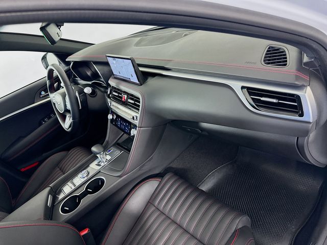 Thumbnail: 2025 Genesis G70 - 30