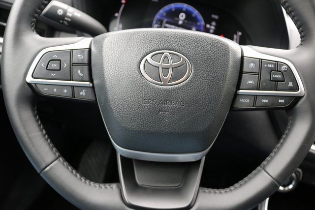 Used Car 2025 Toyota Grand Highlander  Xle For Sale Under $50,000 In Austin, Texas