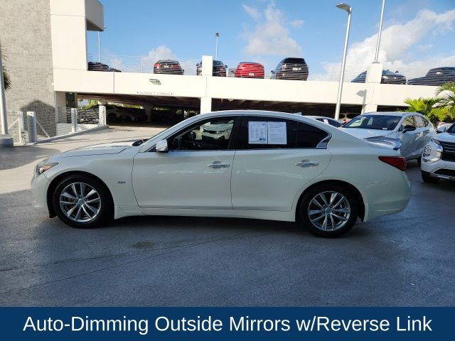 2016 INFINITI Q50 3.0t Premium 17