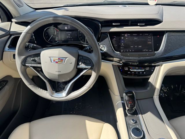 2024 Cadillac XT6 Premium Luxury 3