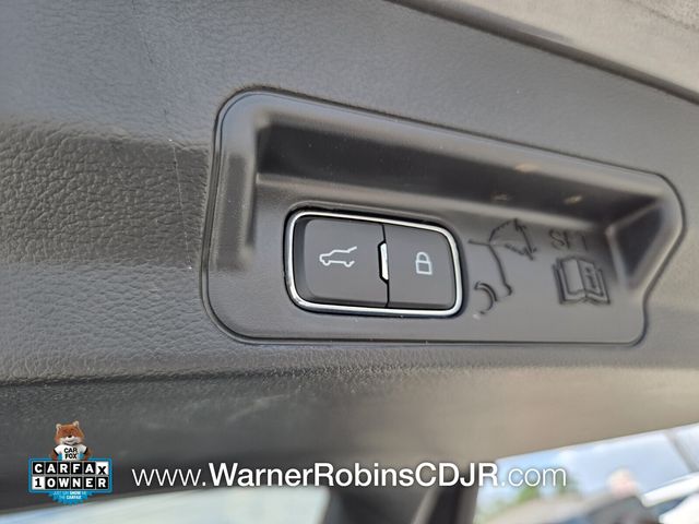 Used 2025 Ford Explorer SUV
