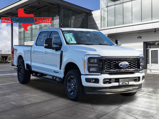 2024 Oxford White Ford Super Duty F-250 SRW Lariat 4X4 Truck