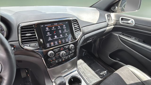Used 2022 Black Jeep Laredo X image 24