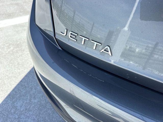 2023 Volkswagen Jetta - $17,998