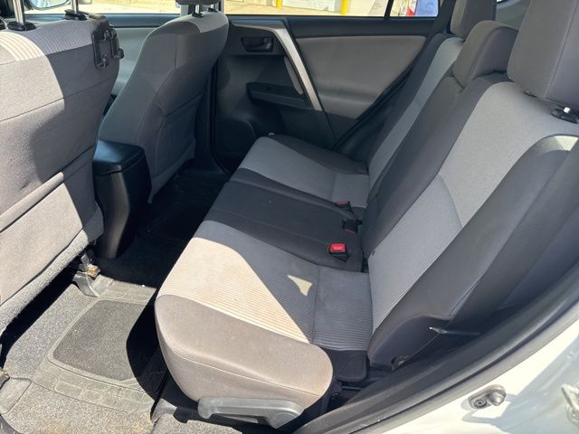 2014 Super White Toyota RAV4 LE AWD SUV