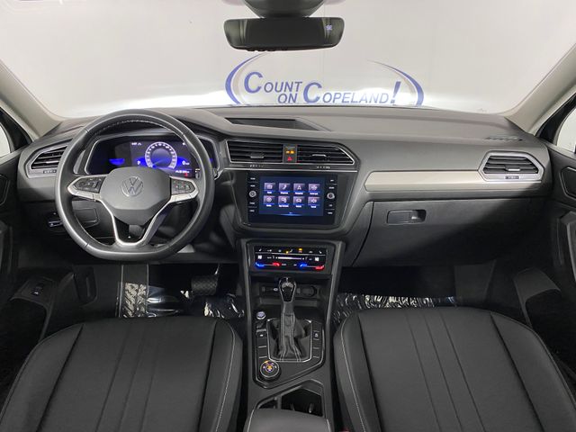 2022 Volkswagen Tiguan 2.0T SE photo