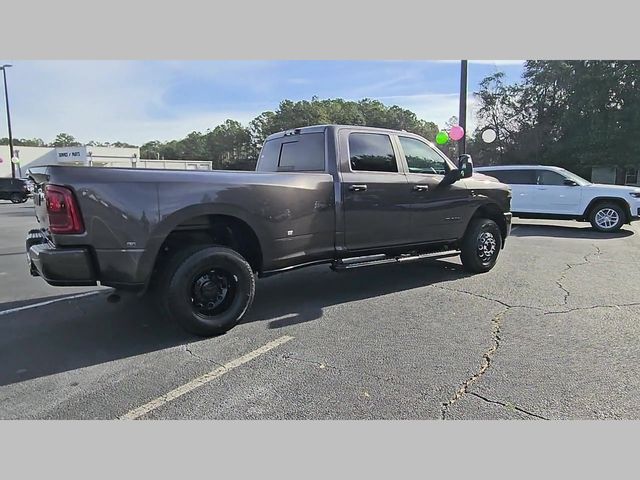 2026 Ram 3500 Laramie Crew Cab 4x4 8' Box