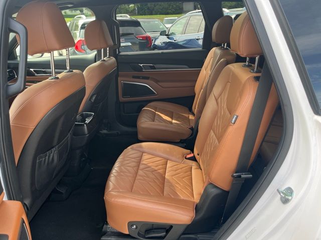 Certified Used 2023 White Kia SX X-Pro image 14