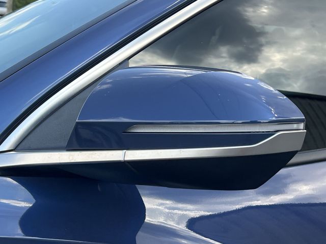 Used 2025 Blue Hyundai SEL Convenience image 43