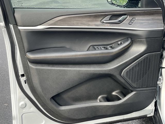 New 2026 Silver Jeep Limited image 20
