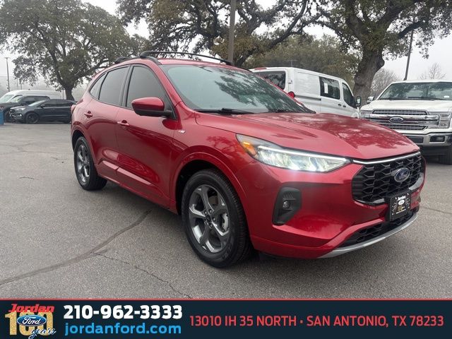 2023 Ford Escape Hybrid