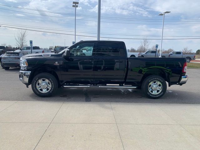 2024 Ram 3500 Tradesman - Diamond Black Crystal Pearlcoat exterior view 8