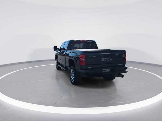 Used 2018 Gray GMC Denali image 6