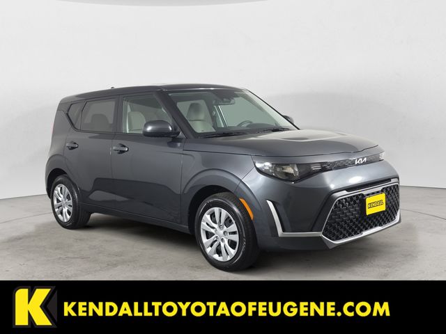 Used 2025 Gray Kia LX image 3