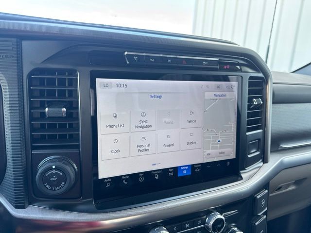 2024 Ford F-150 Platinum:B02556