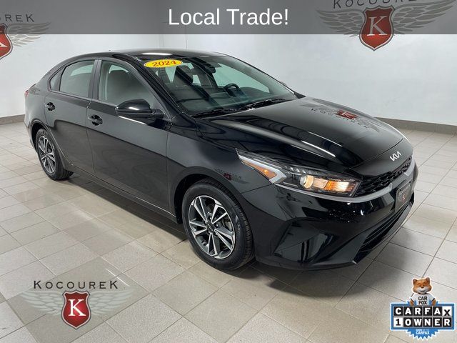 2024 Kia Forte LXS FWD