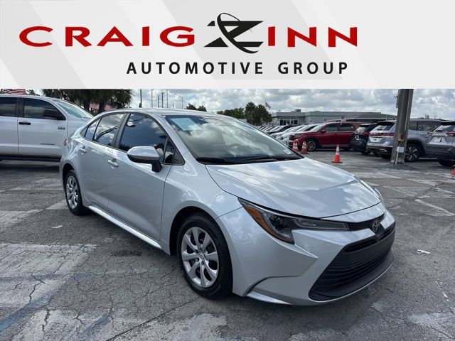 2025 Toyota Corolla LE