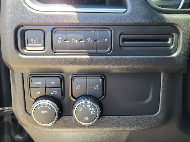 2021 Chevrolet Suburban RST Black at Traditions Chevrolet