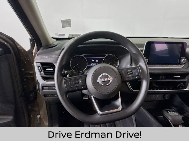 Used 2024 Nissan Rogue SUV