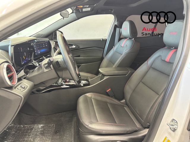 Used 2025 White Chevrolet 2RS image 31